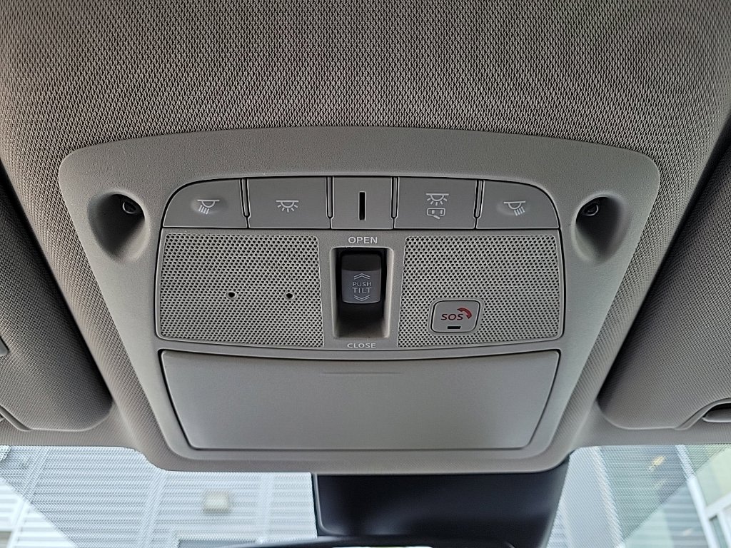 Thumbnail: 2019 Nissan Rogue - 33