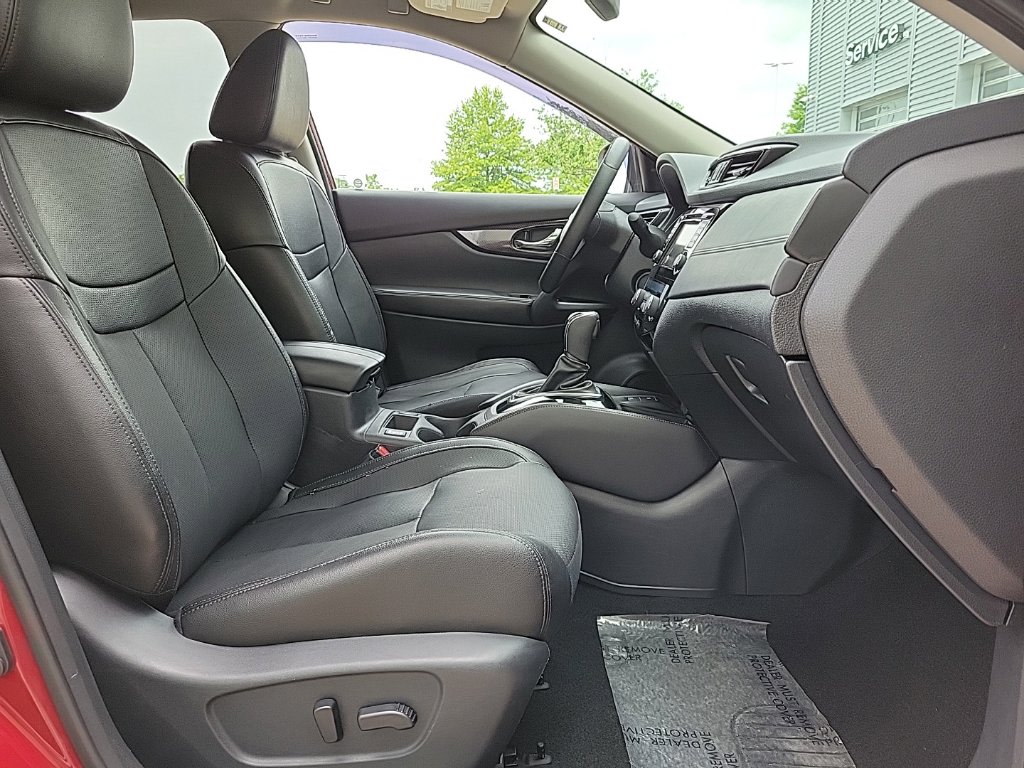 Thumbnail: 2019 Nissan Rogue - 11