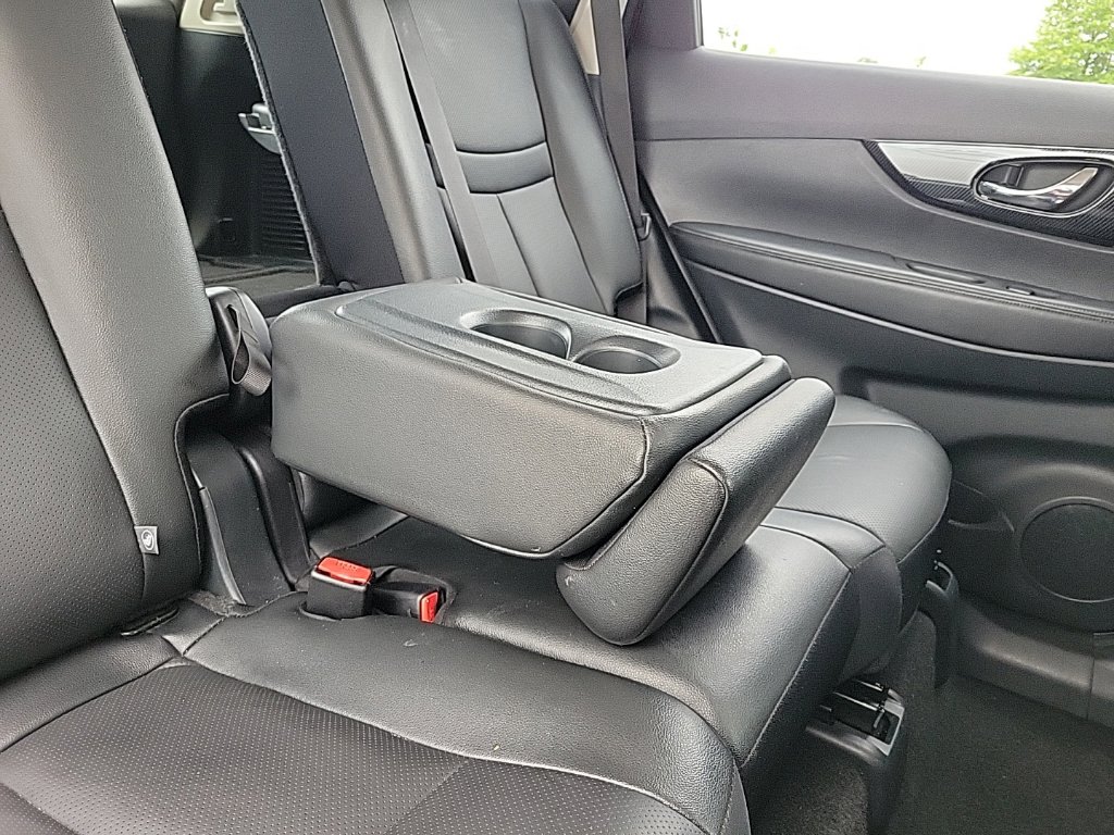 Thumbnail: 2019 Nissan Rogue - 23