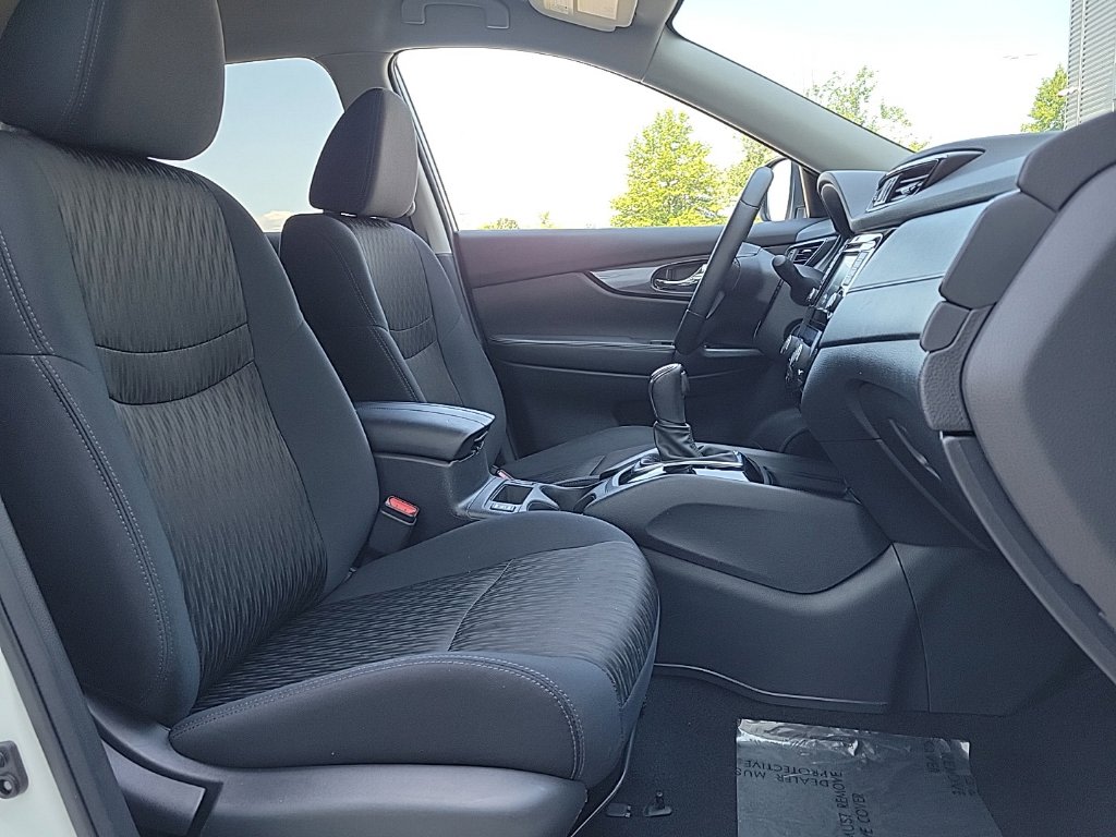 Thumbnail: 2018 Nissan Rogue - 21