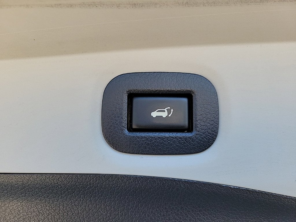 Thumbnail: 2018 Nissan Rogue - 22
