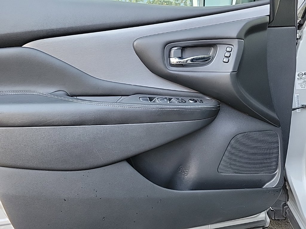 Thumbnail: 2020 Nissan Murano - 18