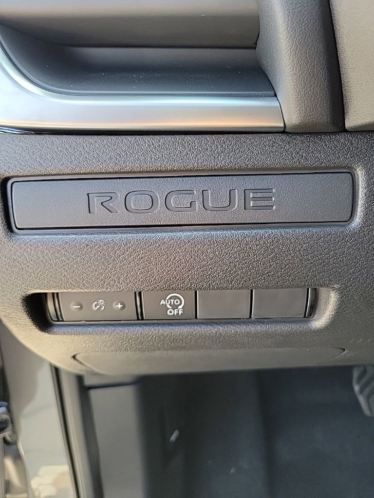 Thumbnail: 2026 Nissan Rogue - 25