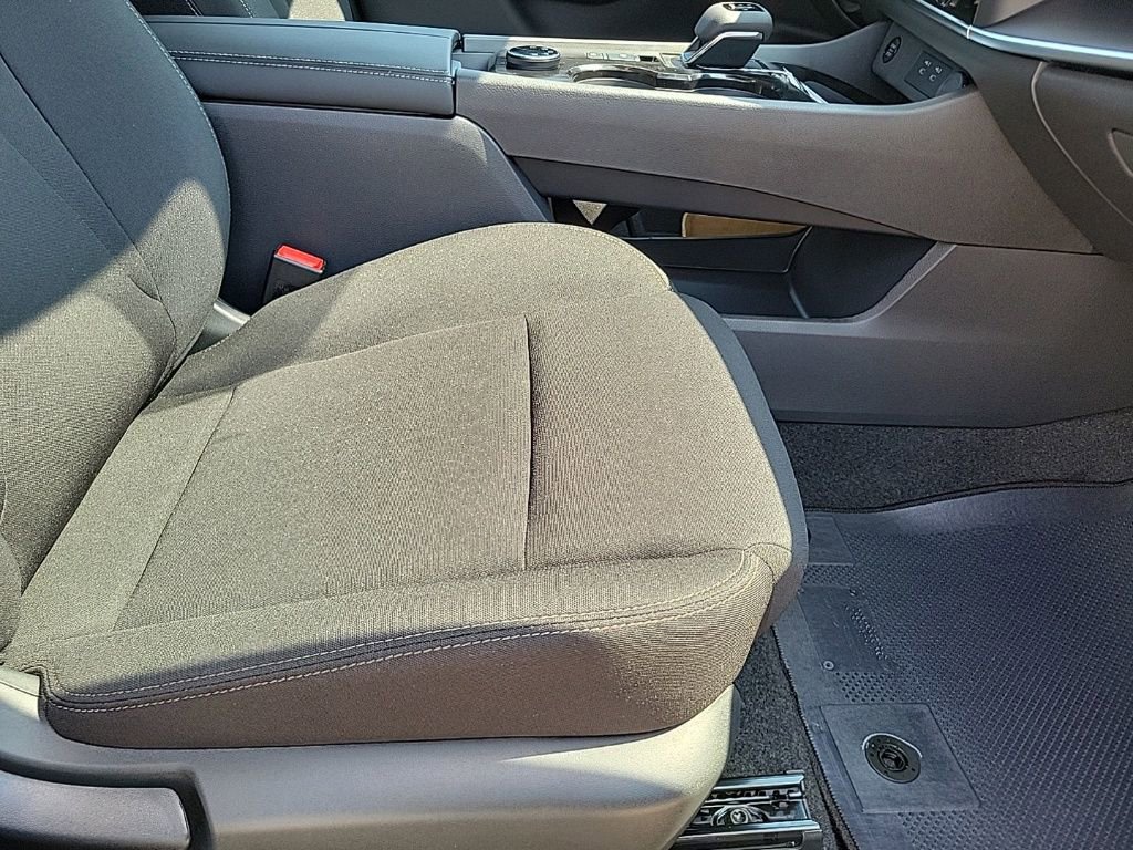 Thumbnail: 2026 Nissan Rogue - 10