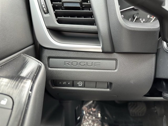 Thumbnail: 2025 Nissan Rogue - 20
