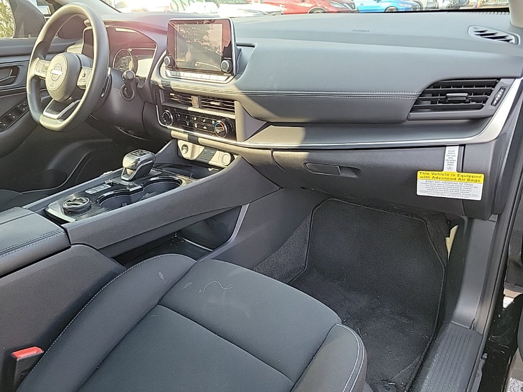 Thumbnail: 2024 Nissan Rogue - 2