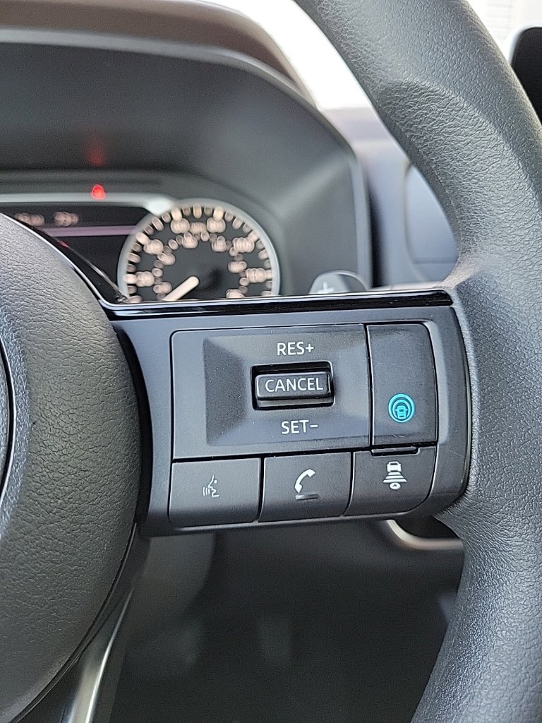 Thumbnail: 2023 Nissan Rogue - 29