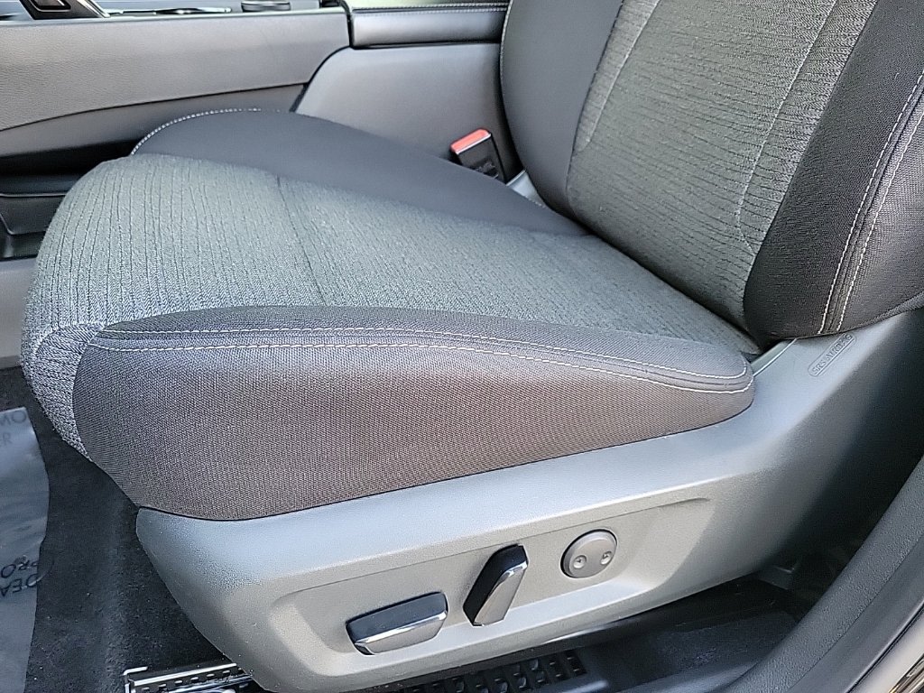 Thumbnail: 2023 Nissan Rogue - 22