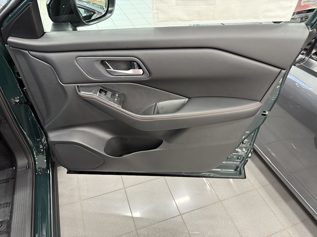 Thumbnail: 2026 Nissan Rogue - 33