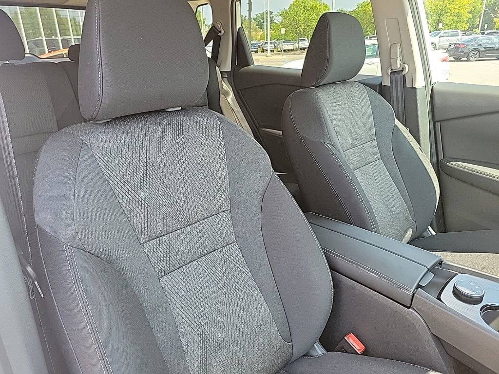 Thumbnail: 2026 Nissan Rogue - 8