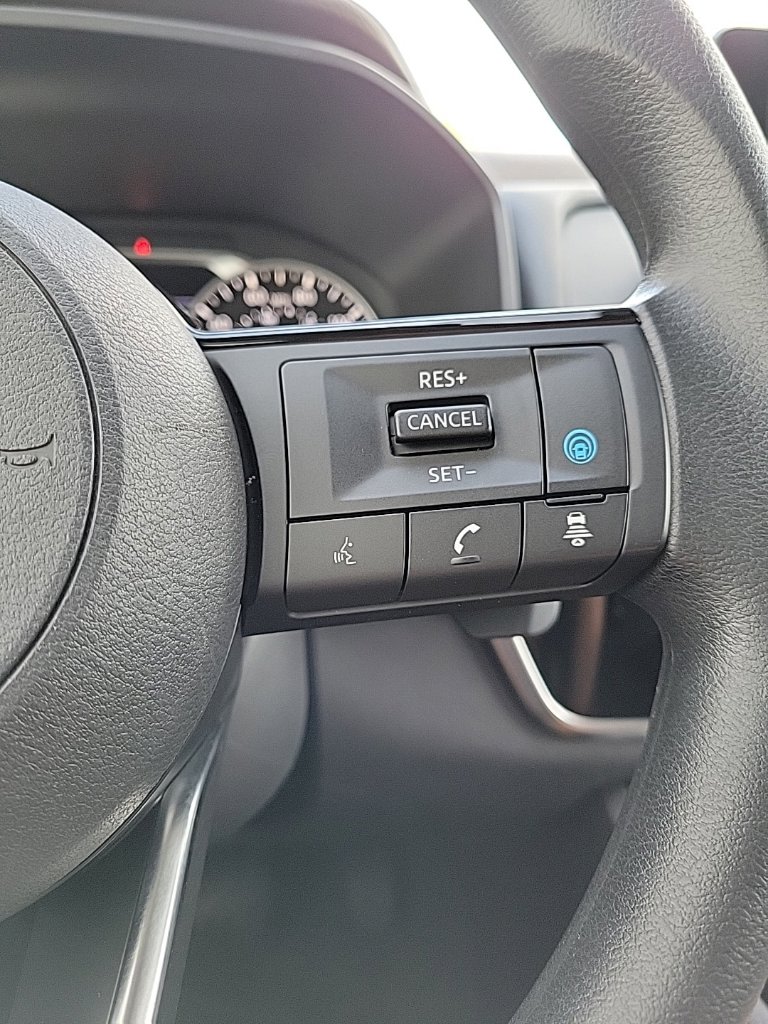 Thumbnail: 2022 Nissan Rogue - 29