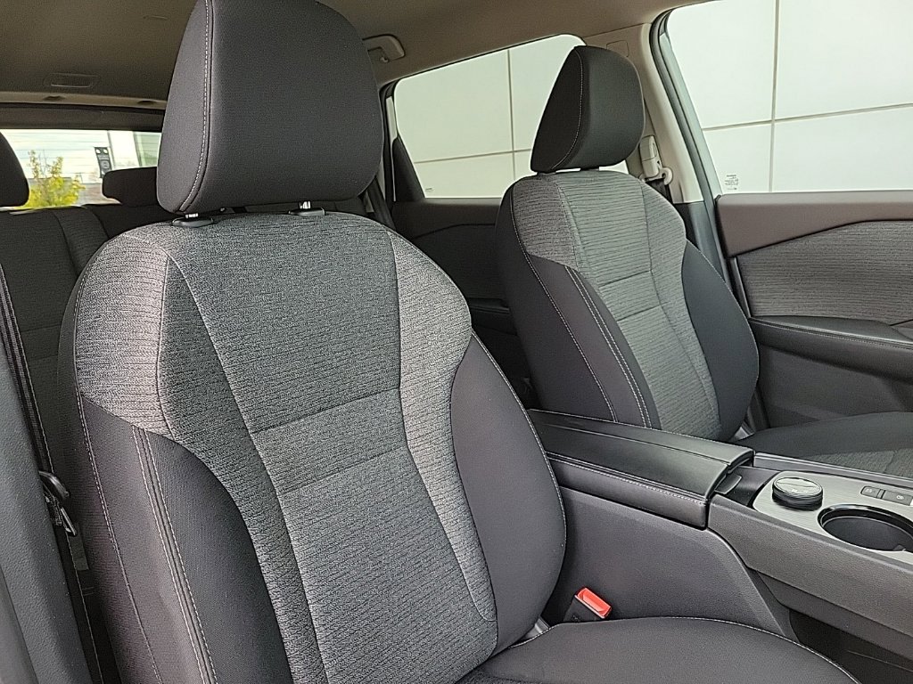 Thumbnail: 2022 Nissan Rogue - 8