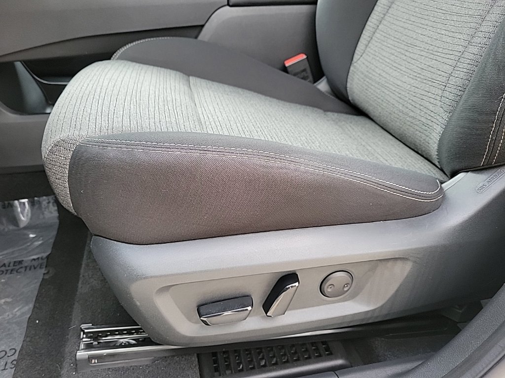 Thumbnail: 2022 Nissan Rogue - 23