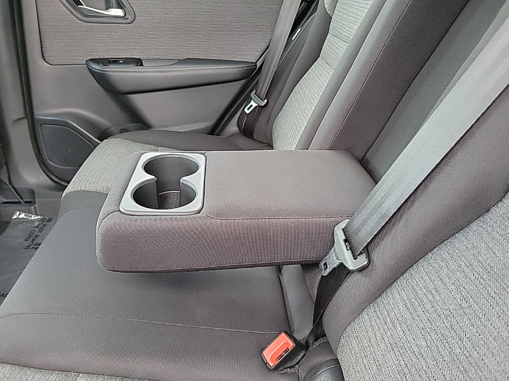 Thumbnail: 2022 Nissan Rogue - 21