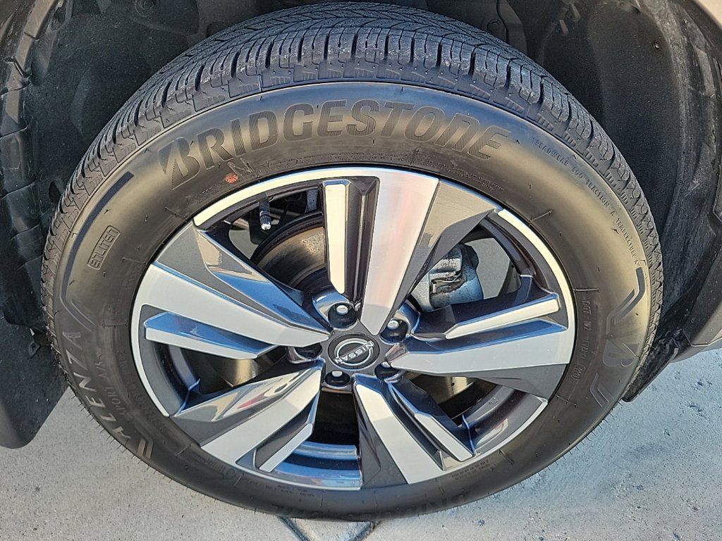 Thumbnail: 2022 Nissan Rogue - 8