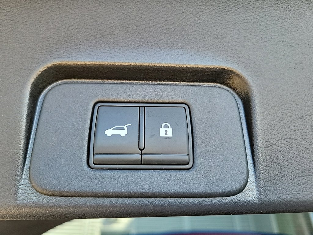 Thumbnail: 2022 Nissan Rogue - 25