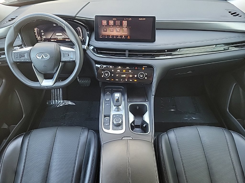 Thumbnail: 2023 INFINITI QX60 - 2