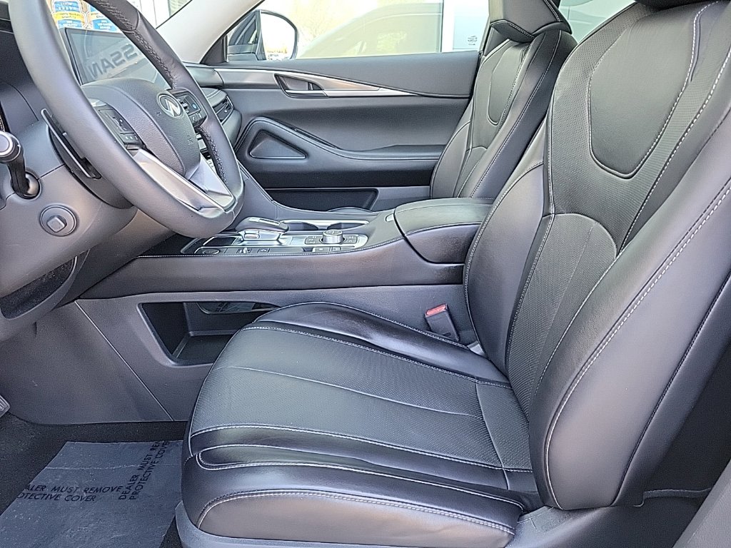 Thumbnail: 2023 INFINITI QX60 - 10