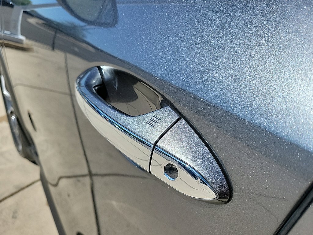 Thumbnail: 2023 INFINITI QX60 - 17