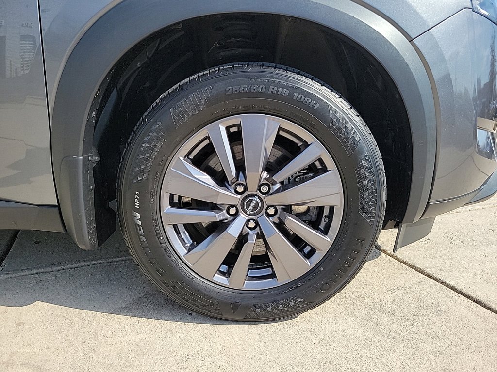 Thumbnail: 2023 Nissan Pathfinder - 7