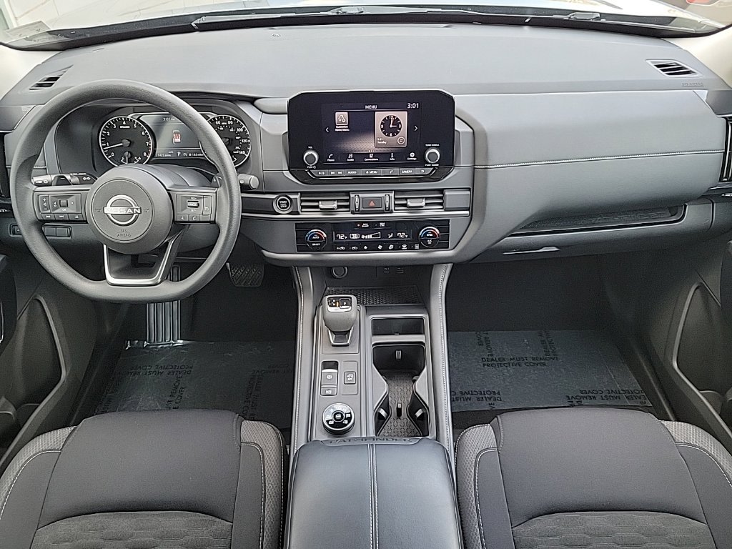 Thumbnail: 2023 Nissan Pathfinder - 2