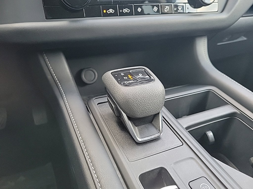 Thumbnail: 2023 Nissan Pathfinder - 14