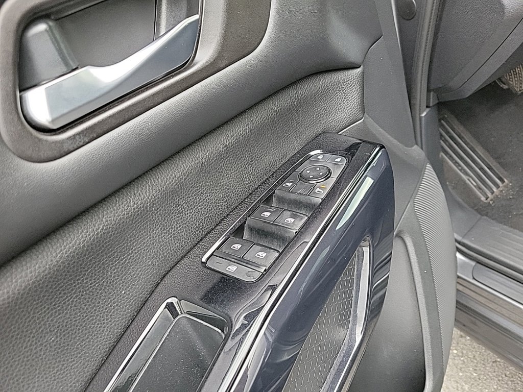 Thumbnail: 2022 Nissan Pathfinder - 36