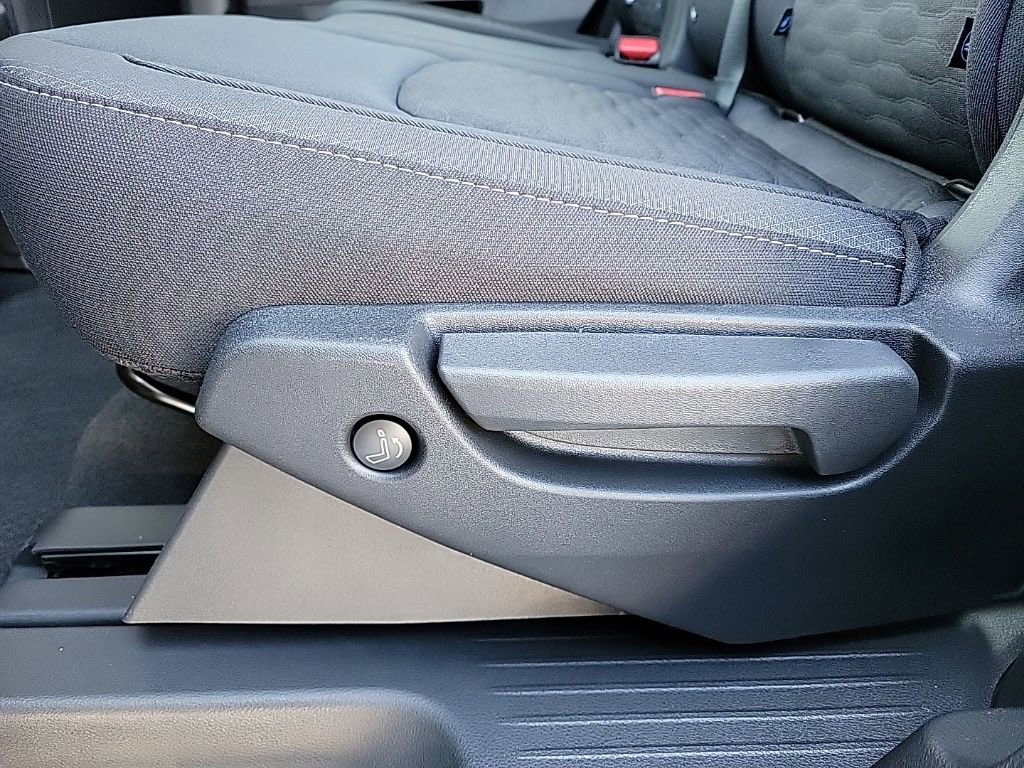 Thumbnail: 2026 Nissan Pathfinder - 21