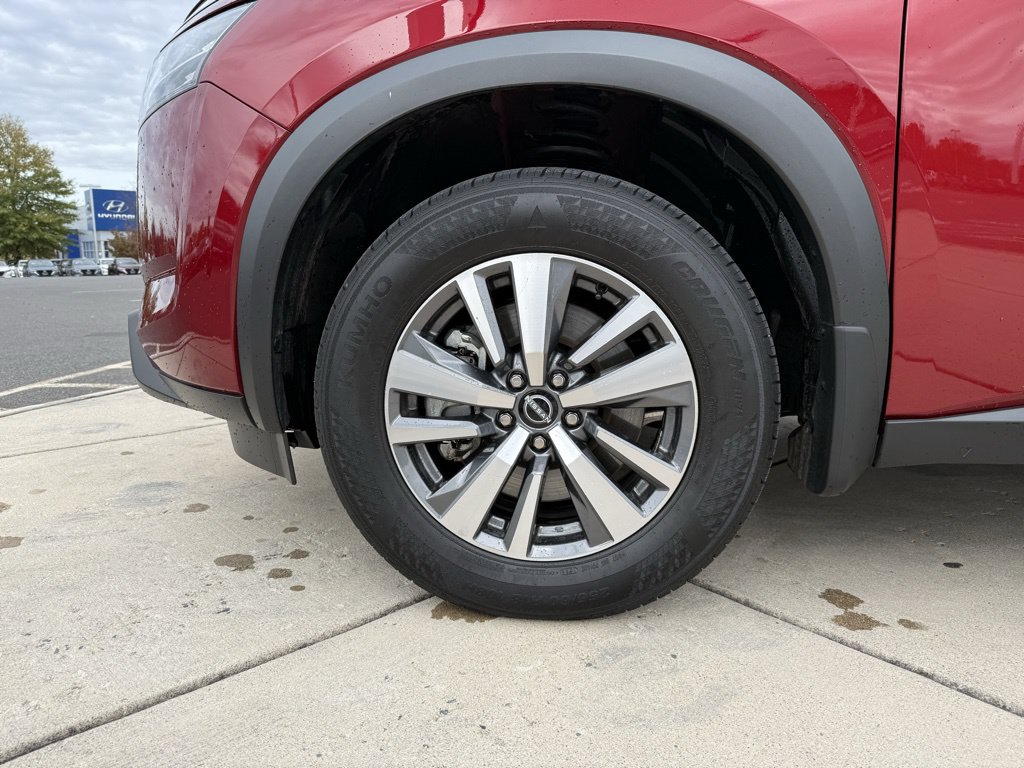 Thumbnail: 2024 Nissan Pathfinder - 8