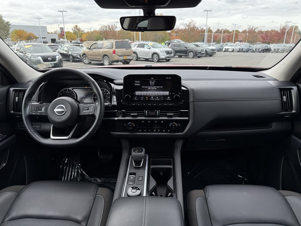 Thumbnail: 2024 Nissan Pathfinder - 2