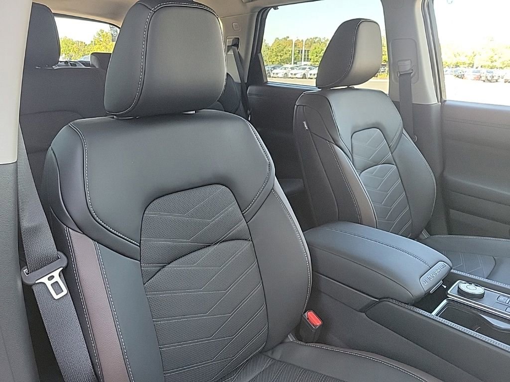 Thumbnail: 2025 Nissan Pathfinder - 9