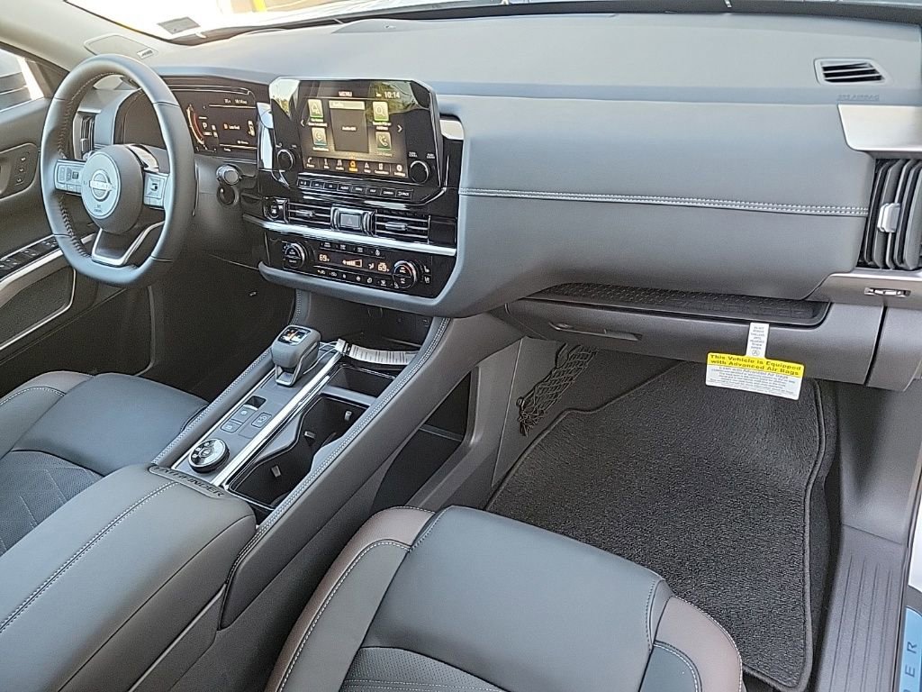 Thumbnail: 2025 Nissan Pathfinder - 2