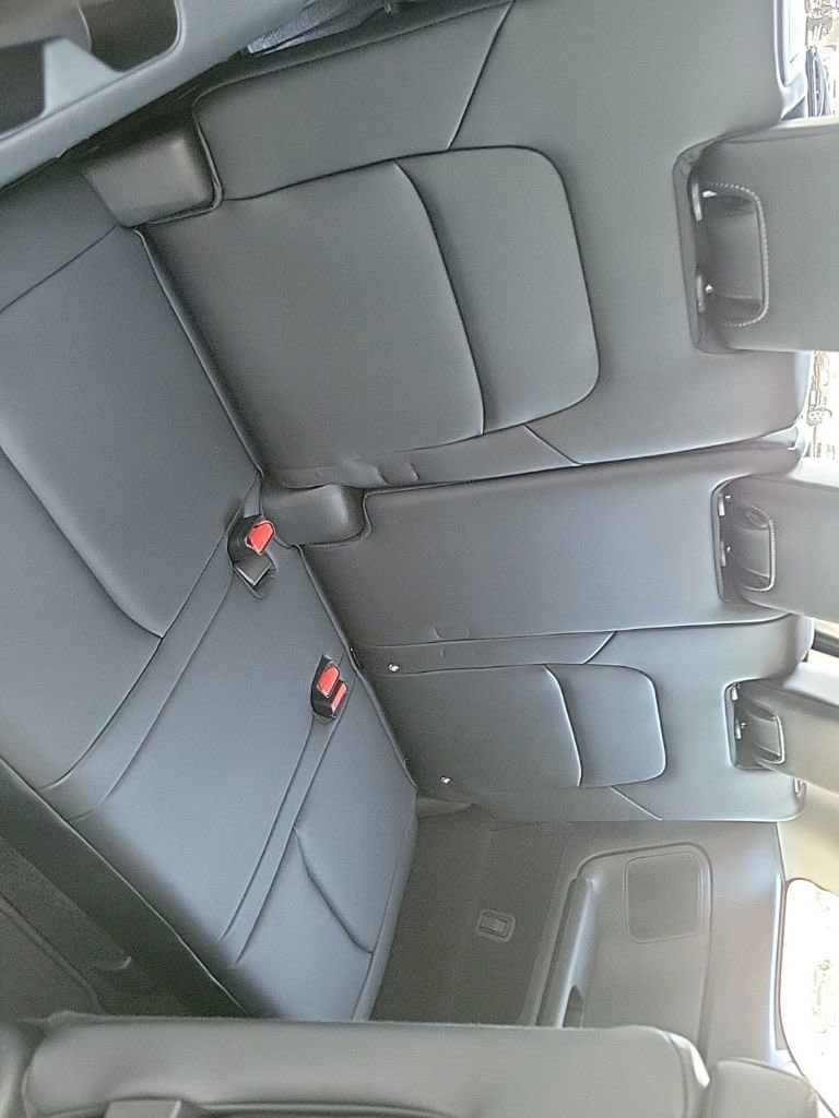 Thumbnail: 2025 Nissan Pathfinder - 21