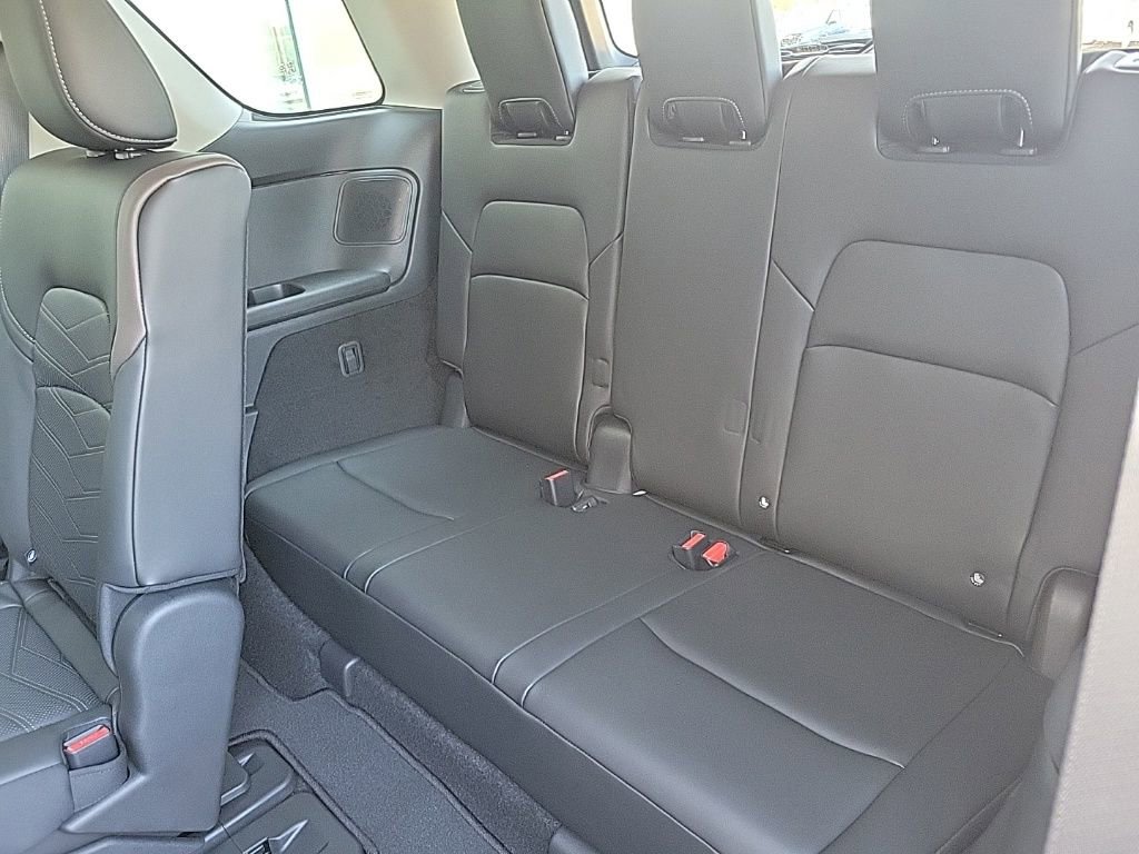 Thumbnail: 2025 Nissan Pathfinder - 22