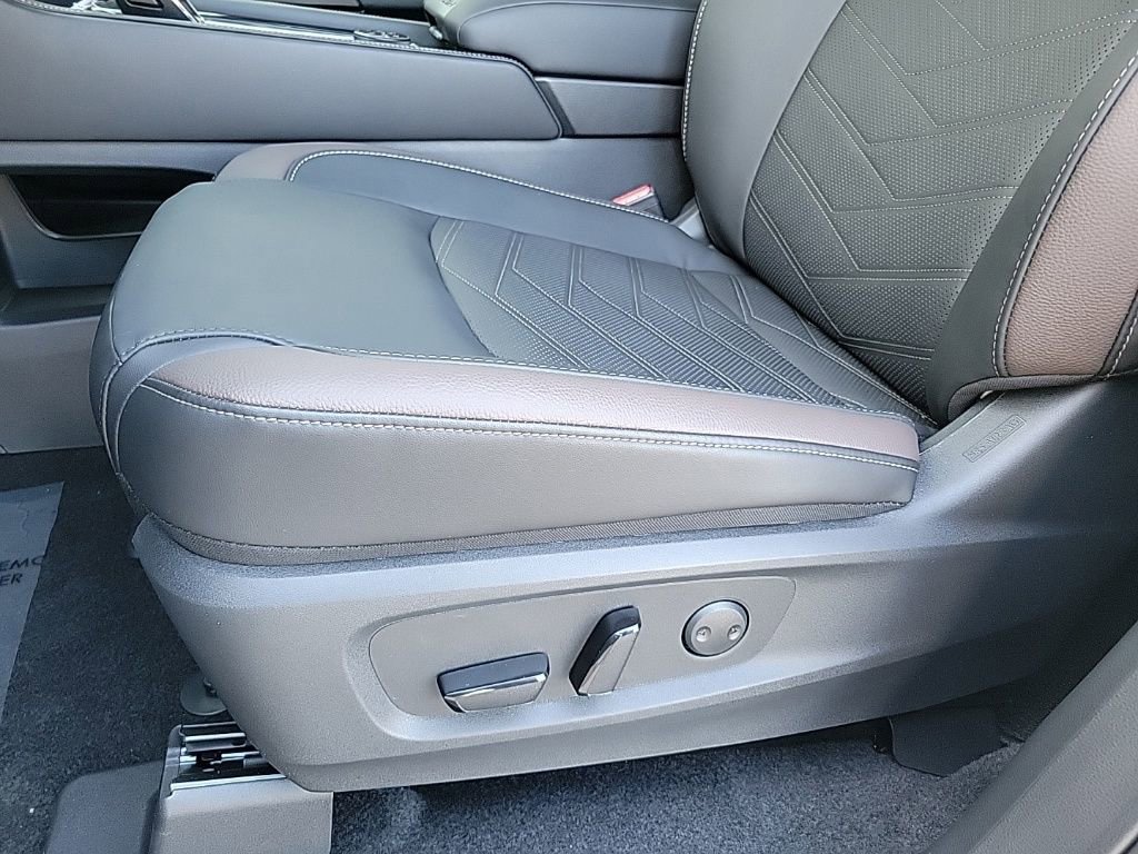 Thumbnail: 2025 Nissan Pathfinder - 27