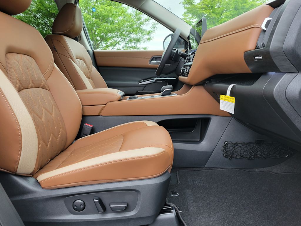Thumbnail: 2026 Nissan Pathfinder - 10