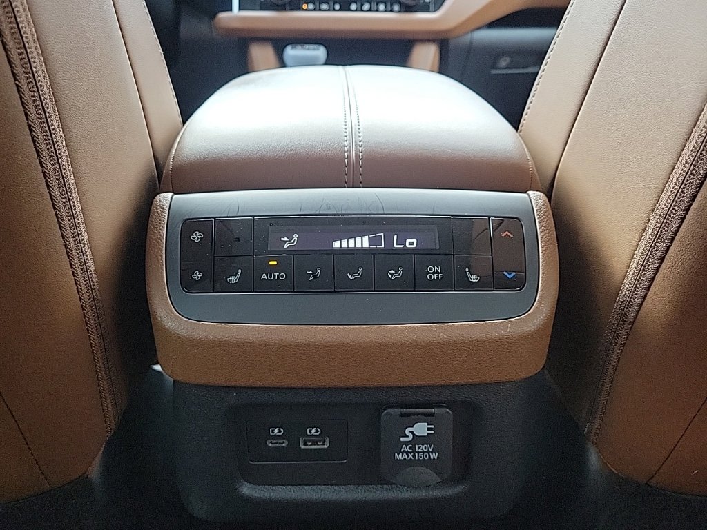 Thumbnail: 2023 Nissan Pathfinder - 30