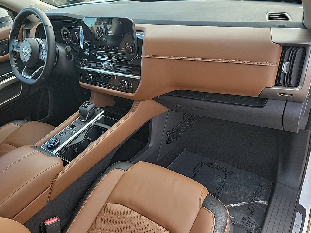 Thumbnail: 2023 Nissan Pathfinder - 2