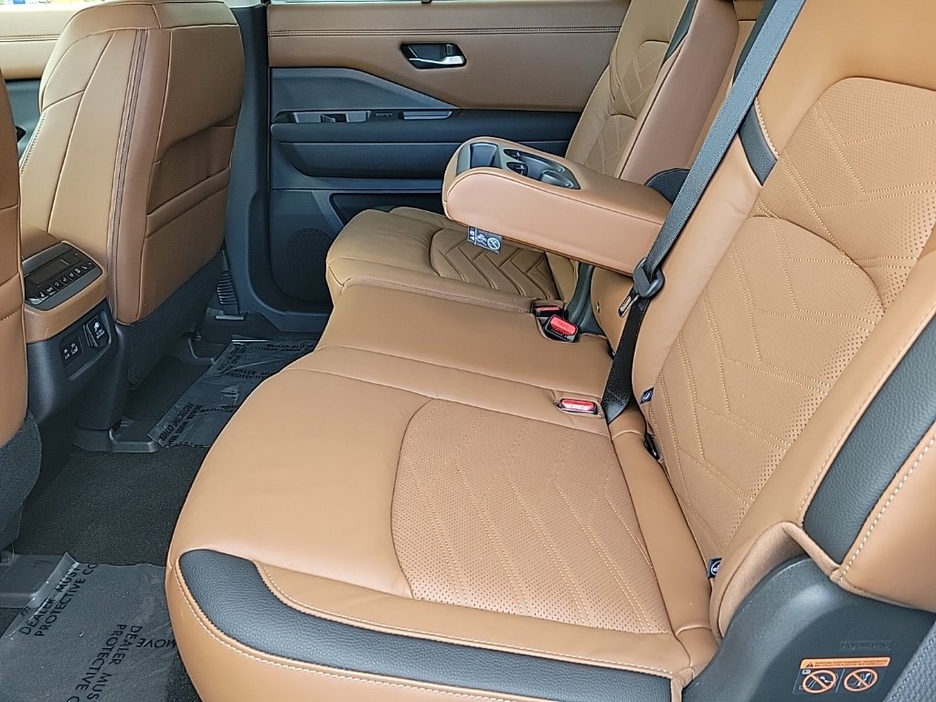 Thumbnail: 2023 Nissan Pathfinder - 28