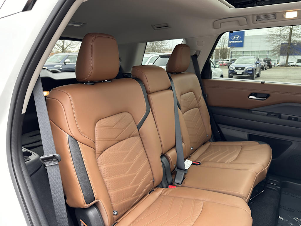 Thumbnail: 2025 Nissan Pathfinder - 29