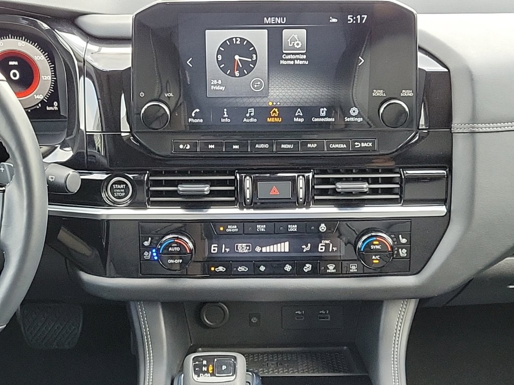 Thumbnail: 2023 Nissan Pathfinder - 12