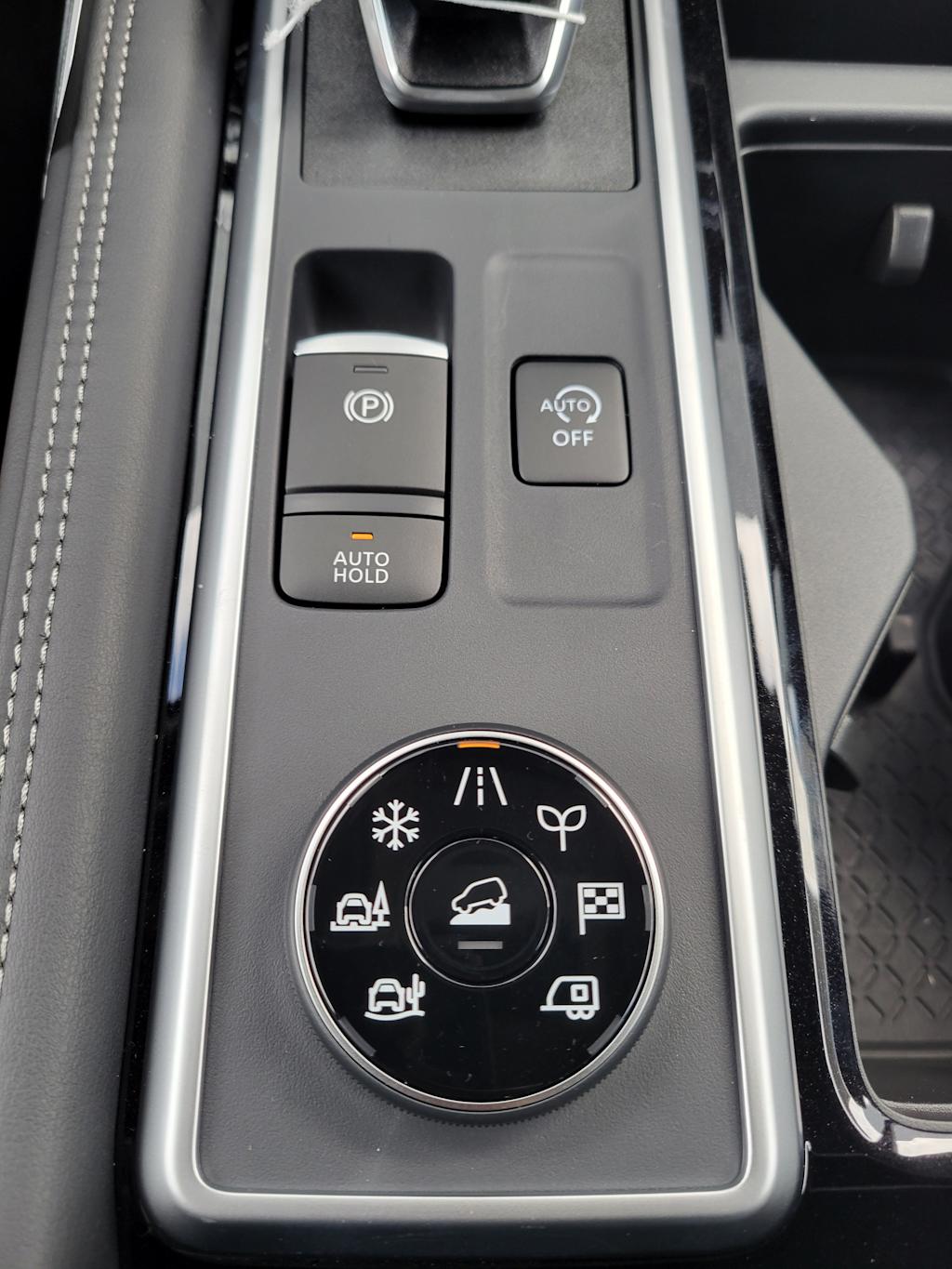 Thumbnail: 2025 Nissan Pathfinder - 28