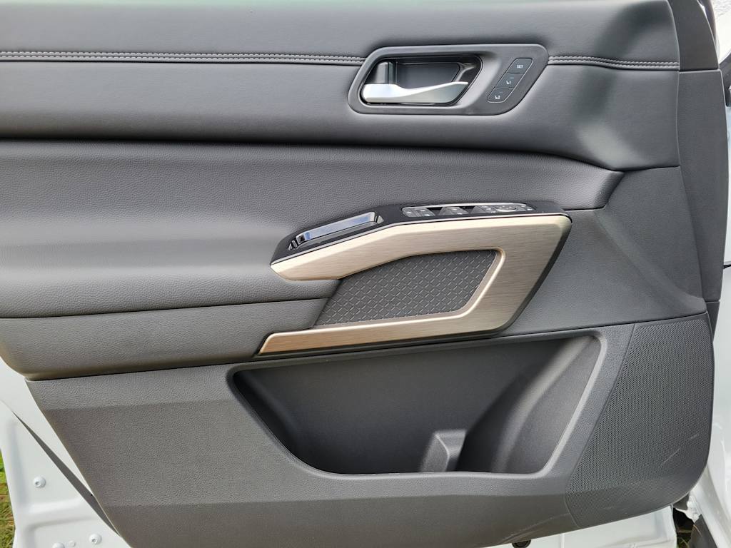 Thumbnail: 2025 Nissan Pathfinder - 26