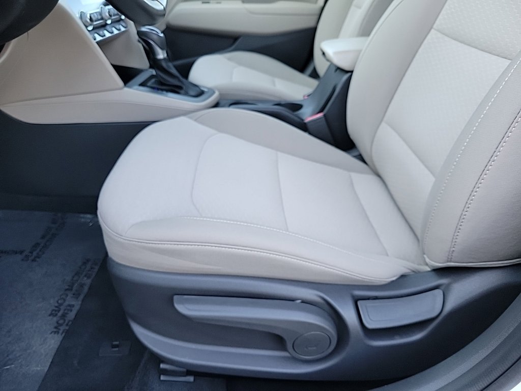 Thumbnail: 2020 Hyundai Elantra - 21