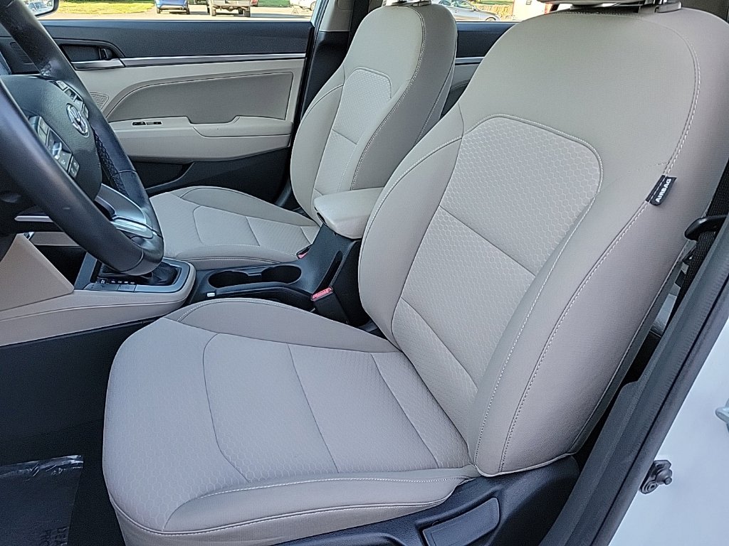 Thumbnail: 2020 Hyundai Elantra - 10