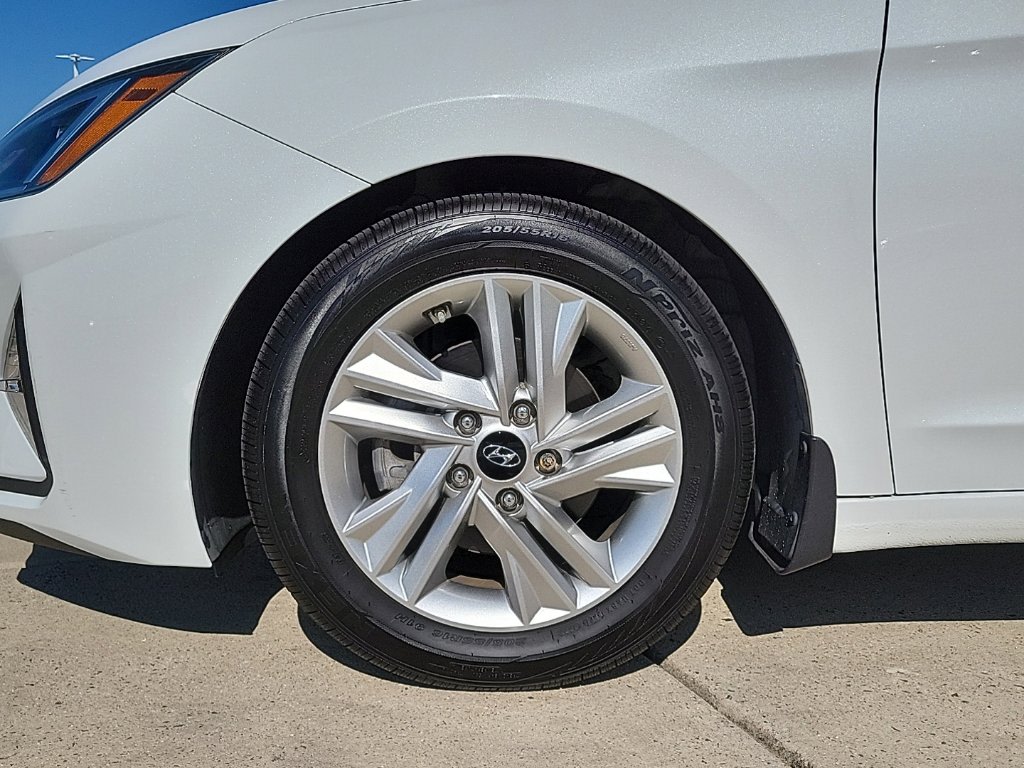 Thumbnail: 2020 Hyundai Elantra - 7