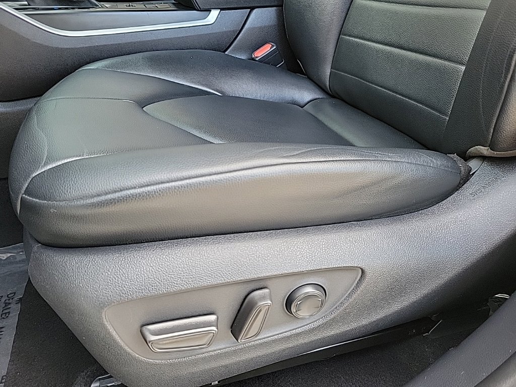 Thumbnail: 2021 Toyota Highlander - 26