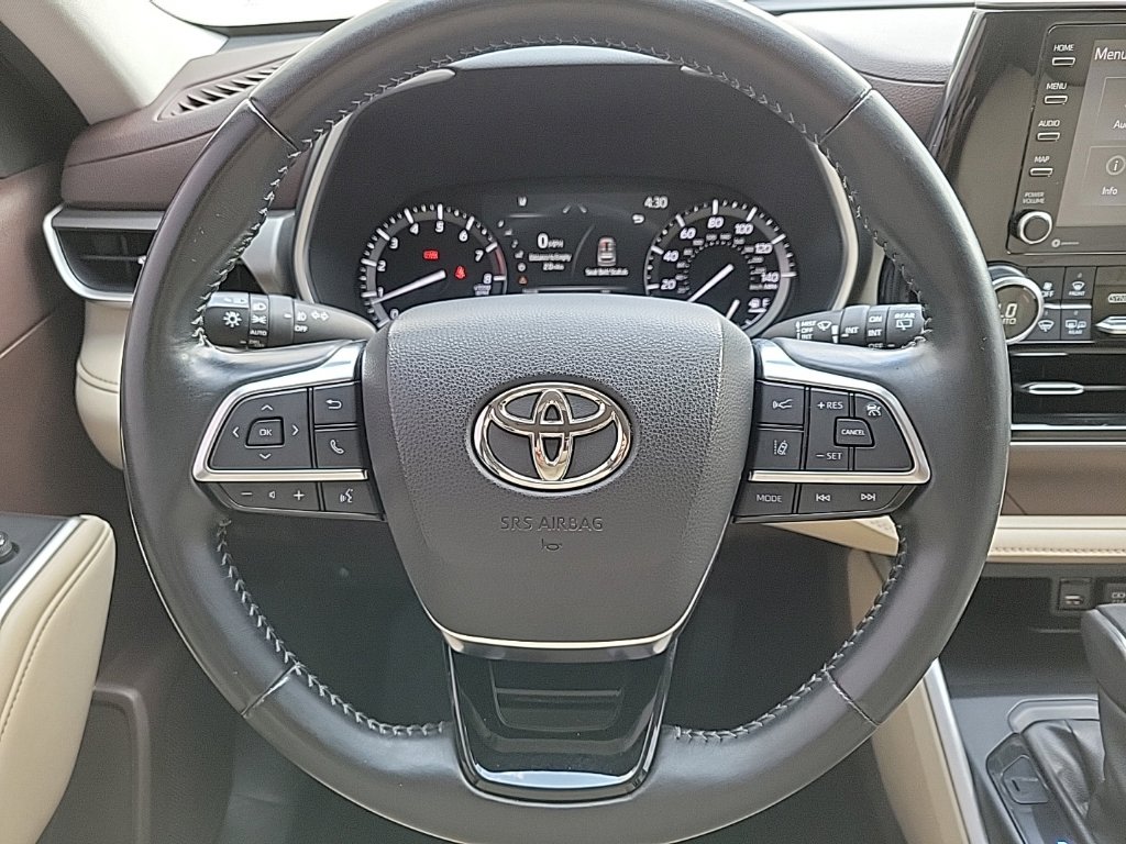 Thumbnail: 2021 Toyota Highlander - 8