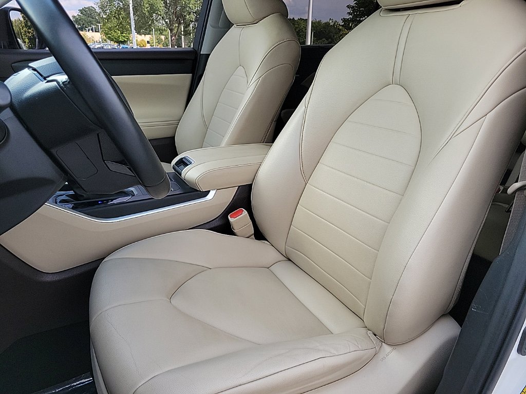 Thumbnail: 2021 Toyota Highlander - 9
