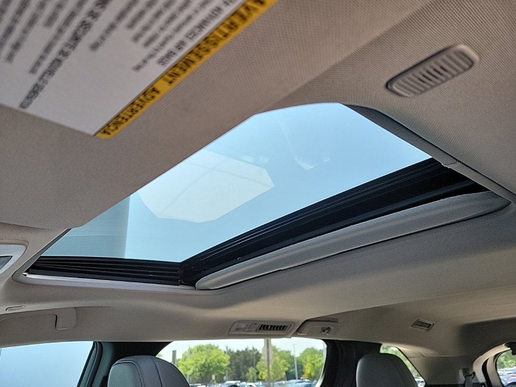 Thumbnail: 2025 Toyota Sienna - 36